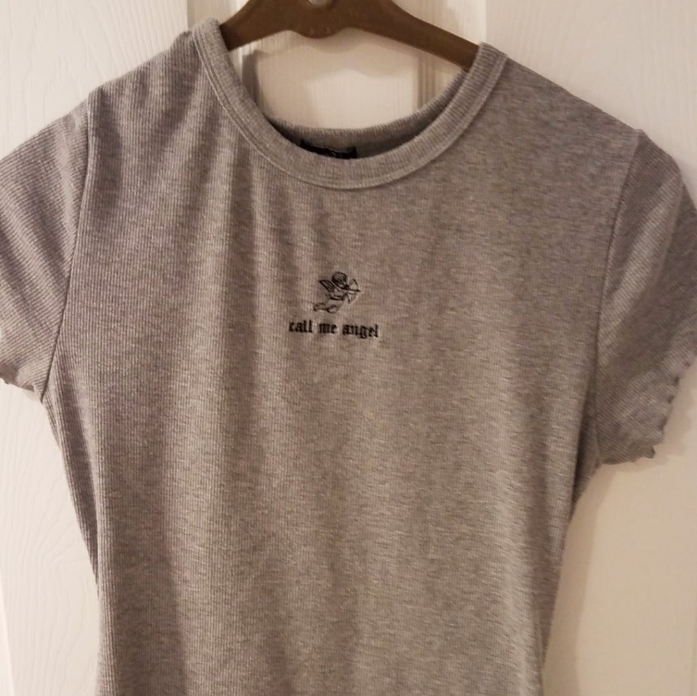 Croptop - Picture 2 of 3